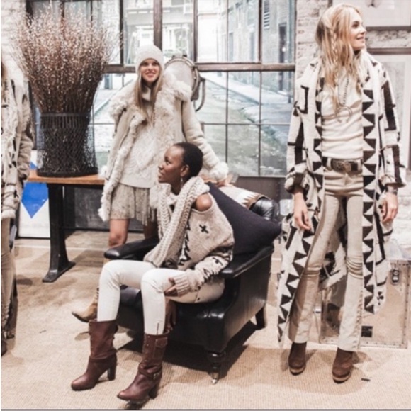 NWT Lauren Ralph Lauren Sevilla Hand Knit Cardigan Sweater Pearl and Black Knit - Picture 2 of 15